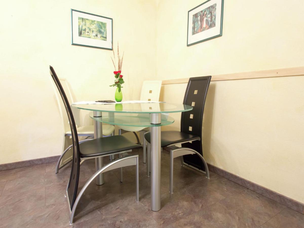 Apartment Close To Hiking And Cycling Trails Lambertsberg Exterior photo